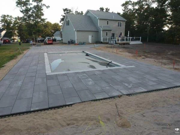 Coventry, RI pavers around the pool